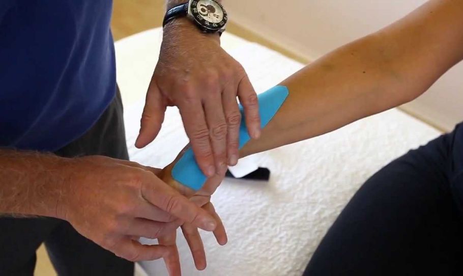 Tapasz, terápia, terapeuta Tapasz, terápia, terapeuta